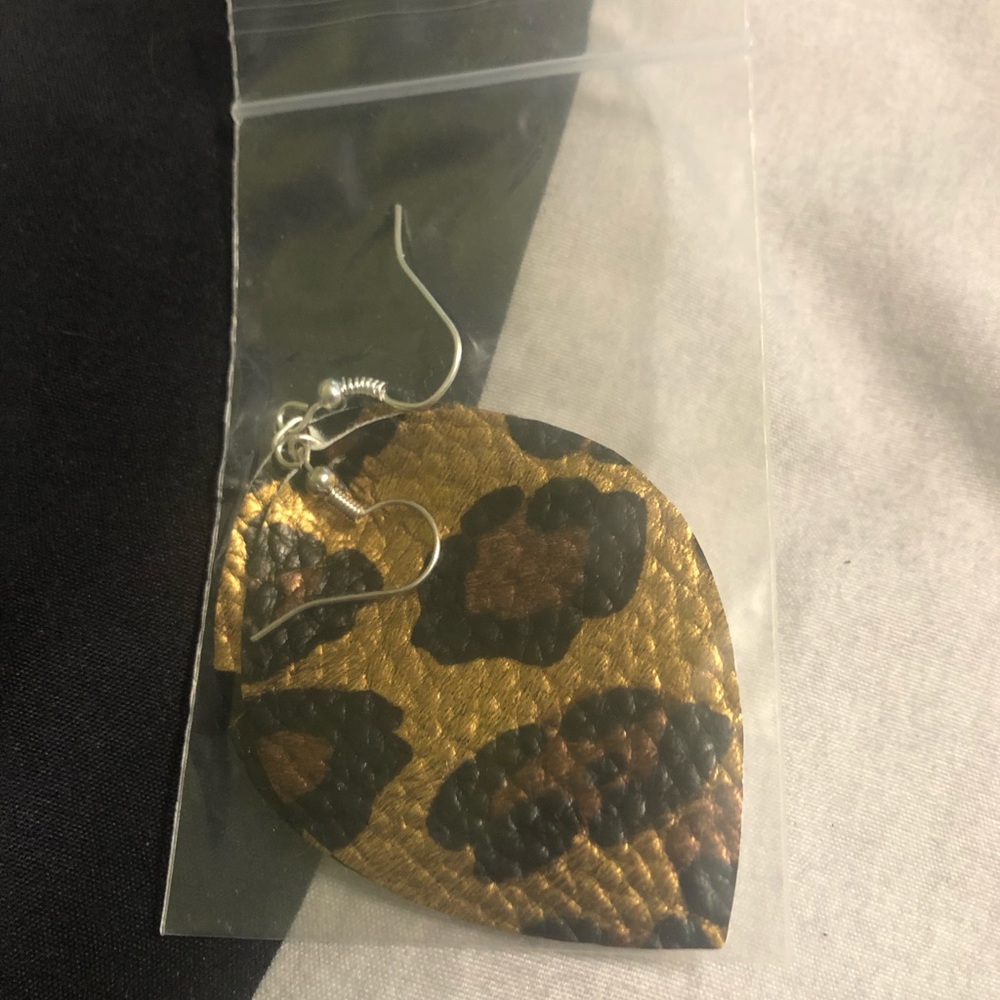 Jewelry Set🛍 - Picture 2 of 4